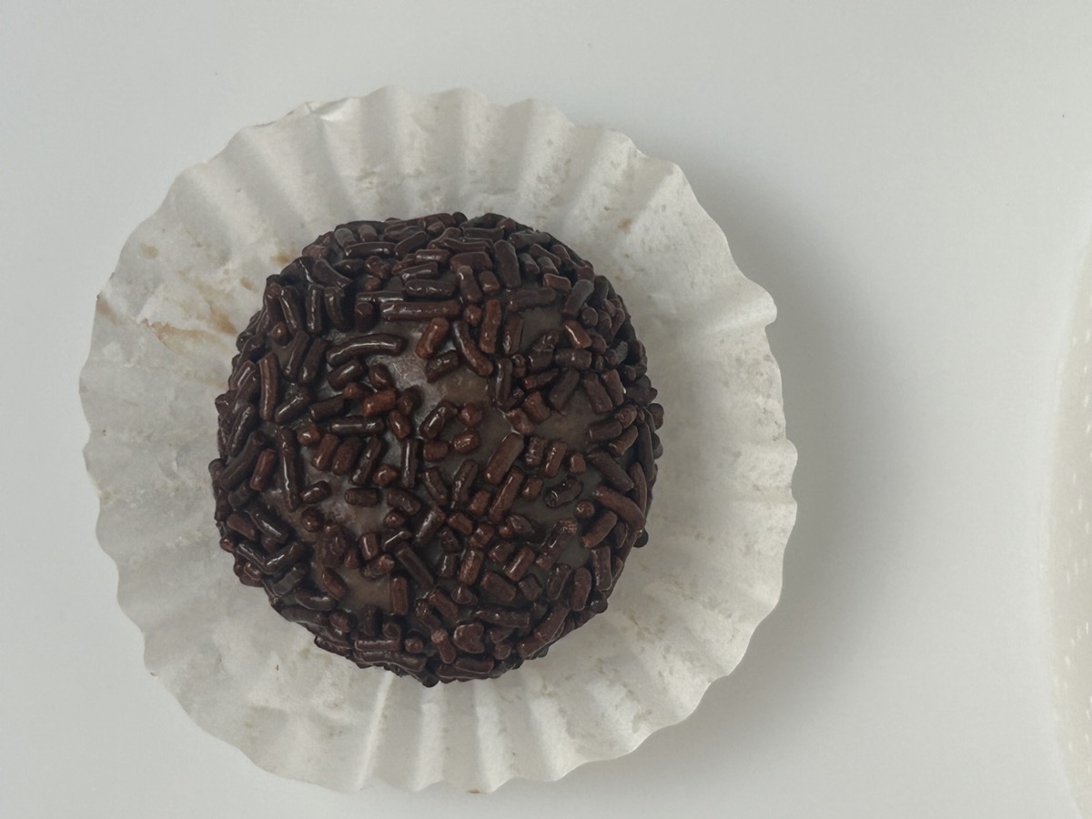 Brigadeiros, trufas brasileñas de chocolate Mi'u