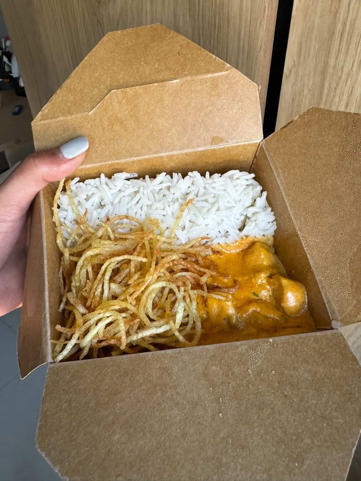 Estrogonofe de Frango con batata palha