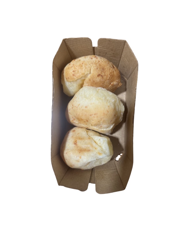 Pão de Queijo recién horneado en caja Mi'u